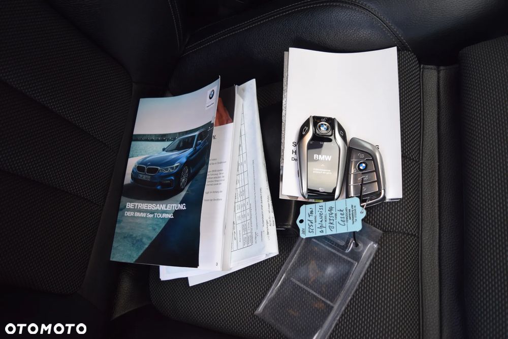 BMW Seria 5 525d Sport Line - 41