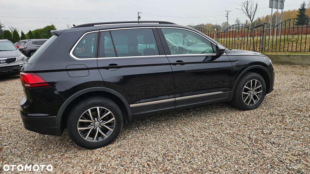 Volkswagen Tiguan - 19