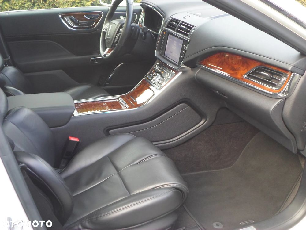 Lincoln Continental - 13