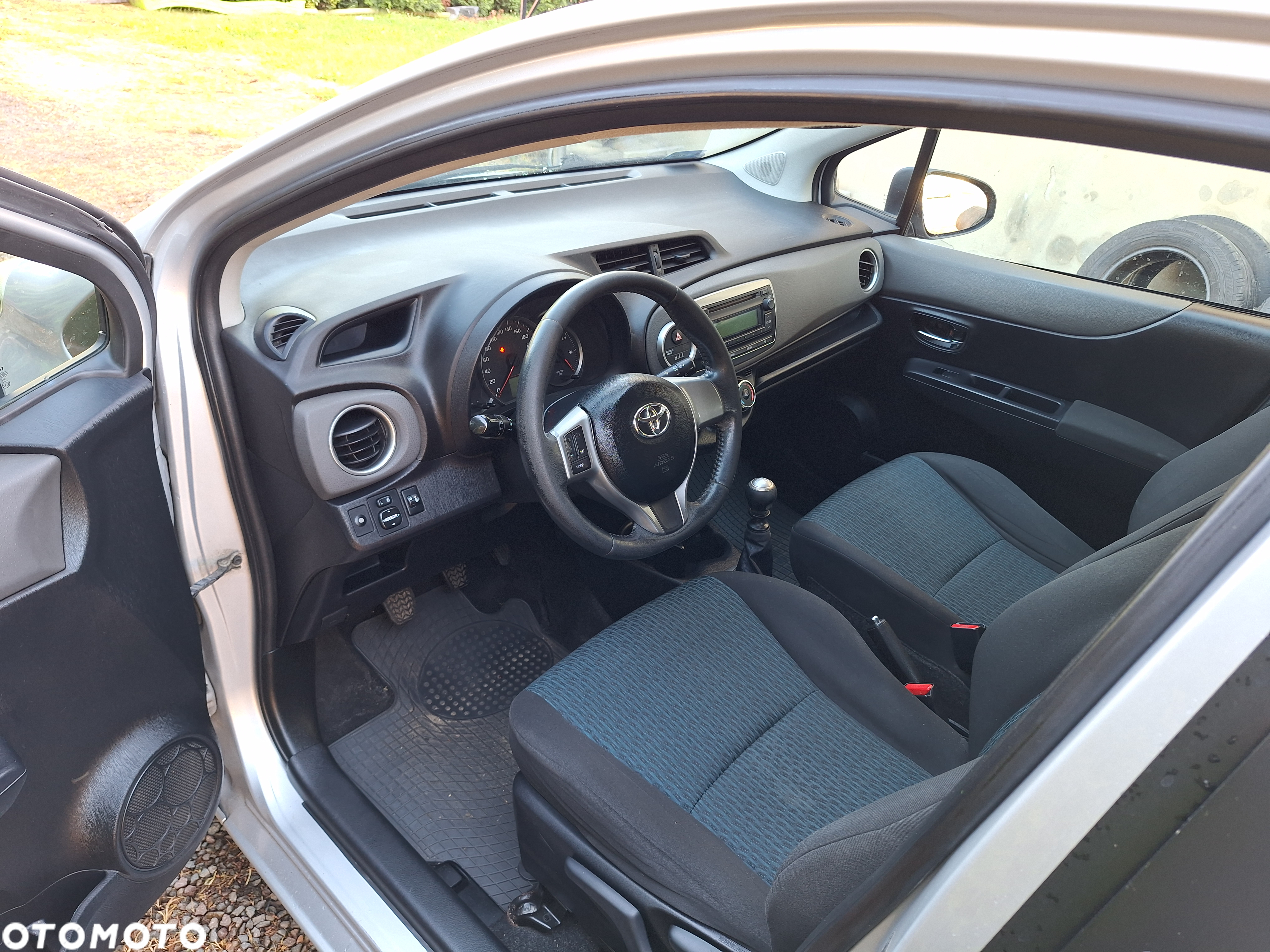 Toyota Yaris - 6