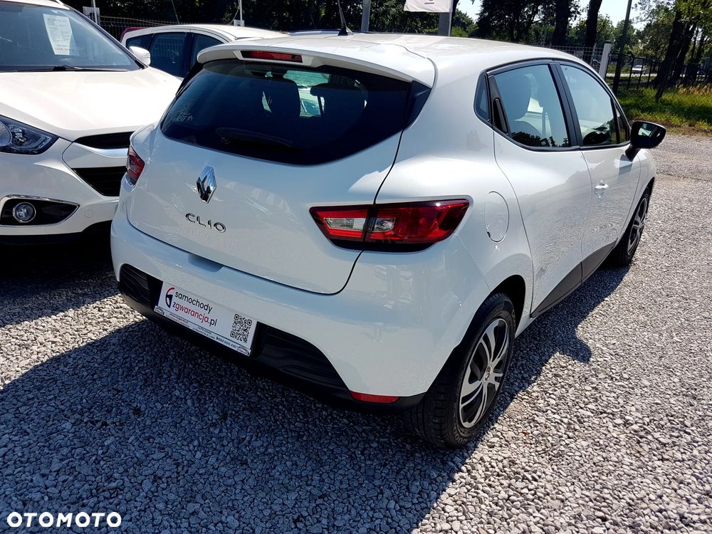 Renault Clio 1.2 16V 75 Life - 7