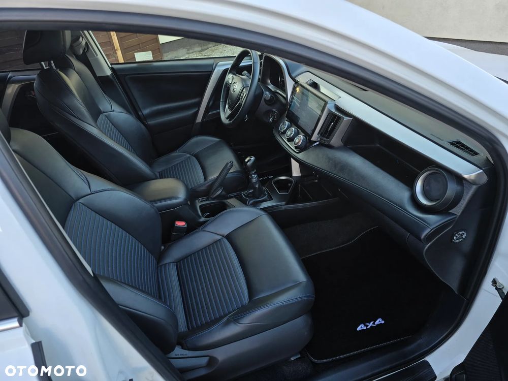 Toyota RAV4 2.0 Premium 4x4 - 18