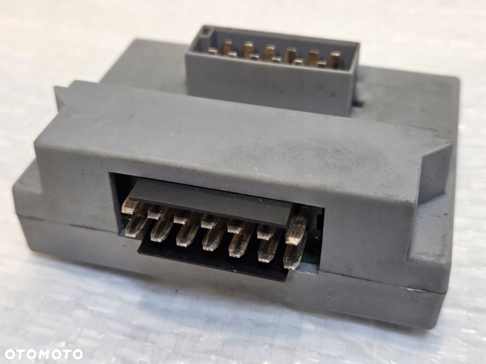 OPEL ASTRA H III MODUŁ STEROWNIK HAKA UN-17 - 2