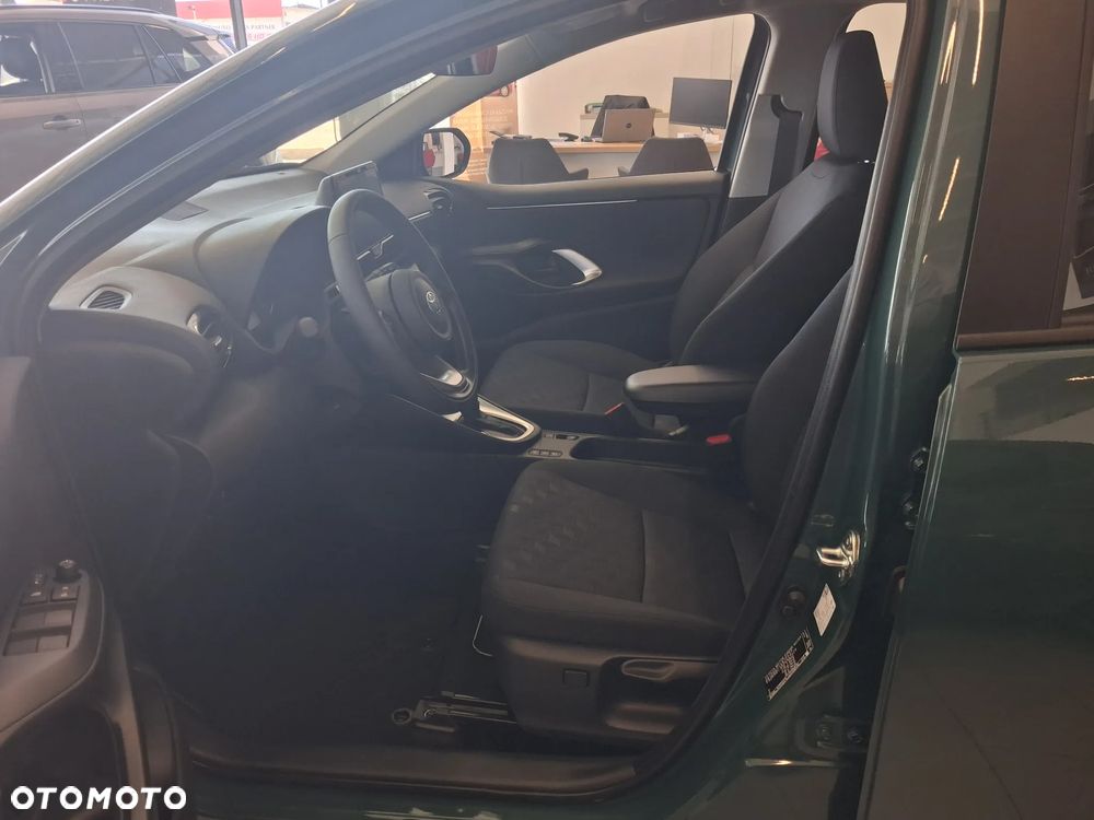 Toyota Yaris - 11