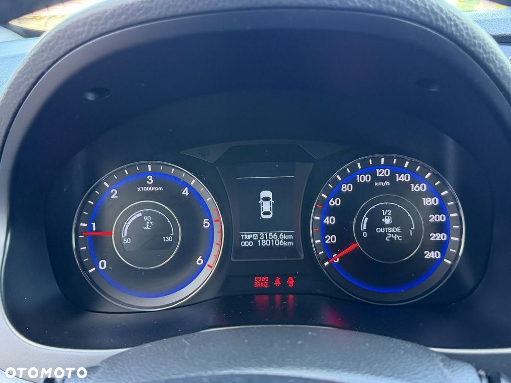Hyundai i40 Kombi blue 1.7 CRDi Family - 22