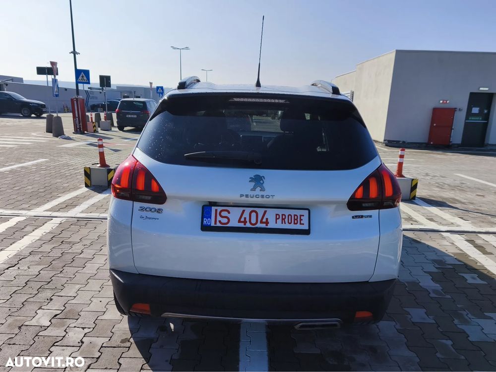 Peugeot 2008 PureTech 110 Stop&Start GT-Line Edition - 9