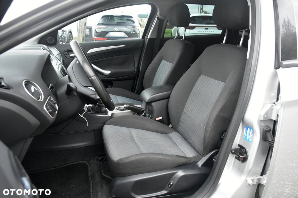 Ford Mondeo SW 2.0 TDCi Titanium - 17