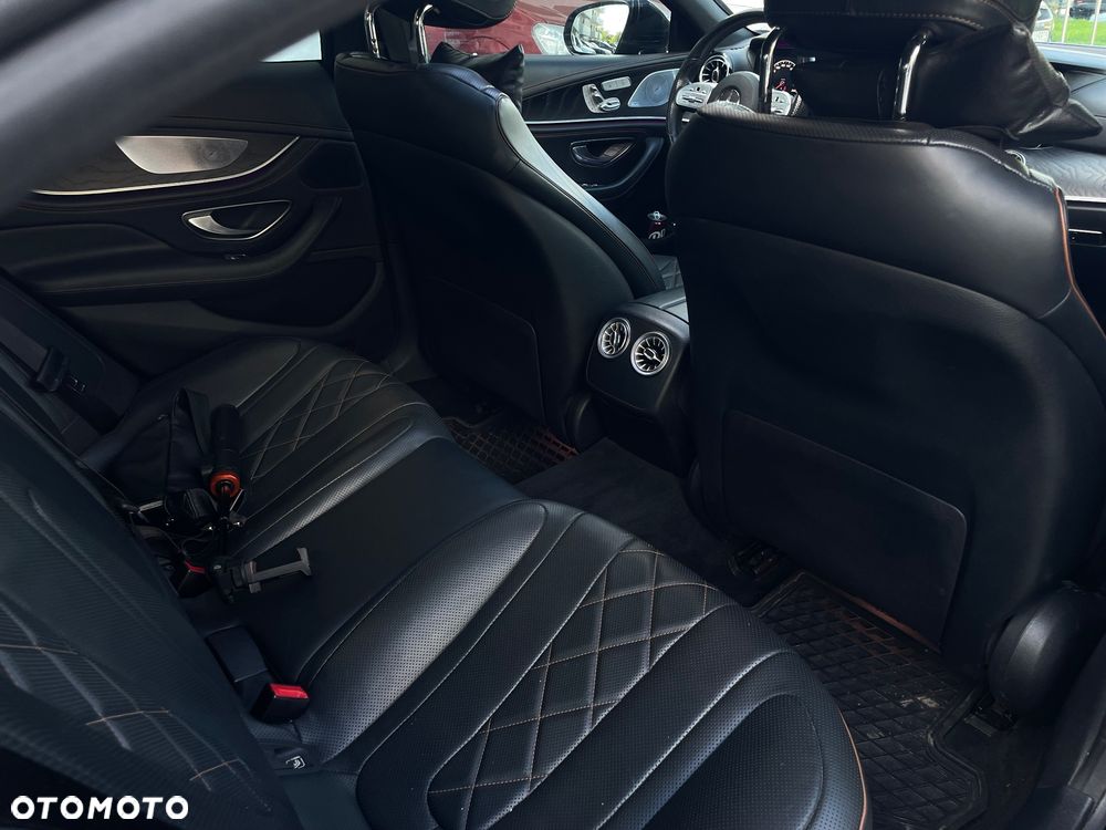 Mercedes-Benz CLS - 23
