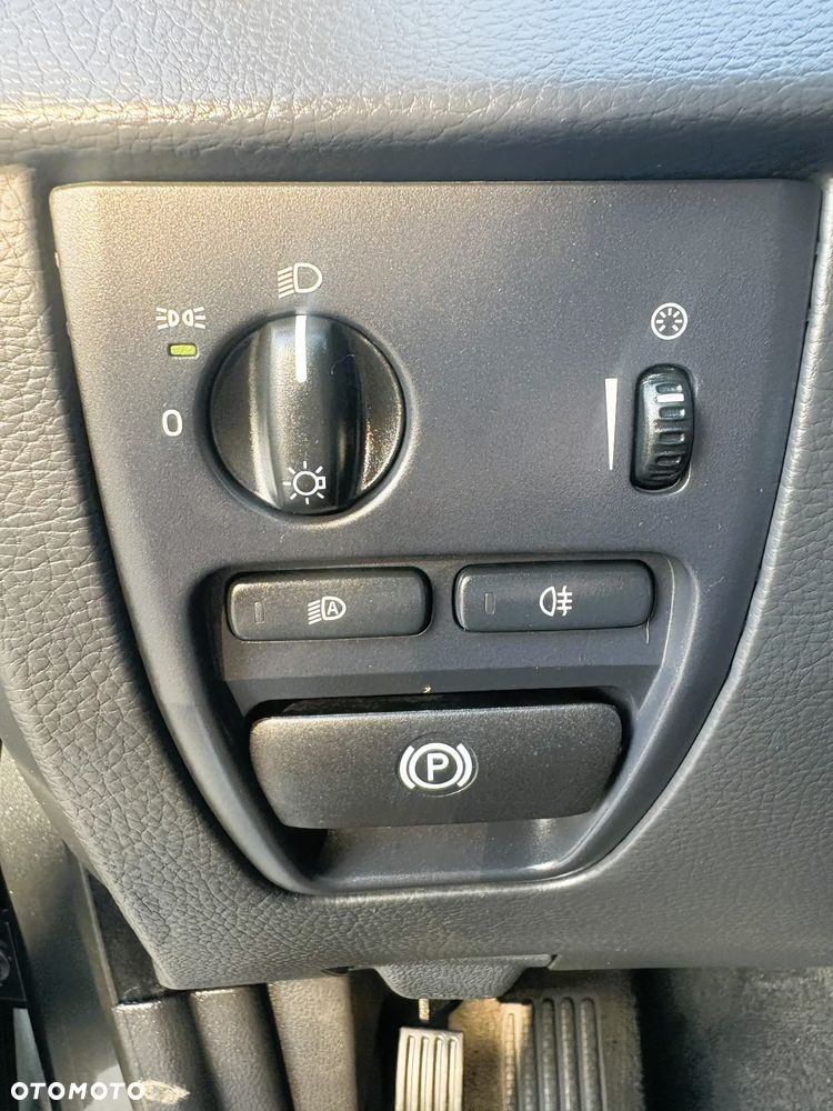 Volvo XC 90 - 29