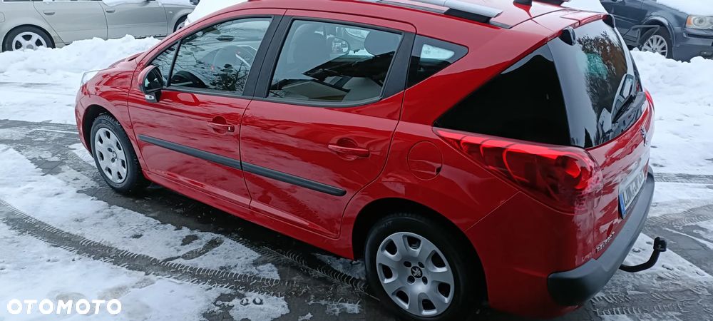 Peugeot 207 95 VTi Family - 11