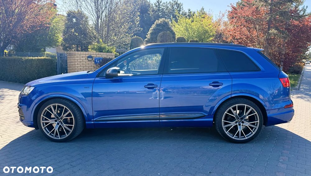 Audi SQ7 - 12