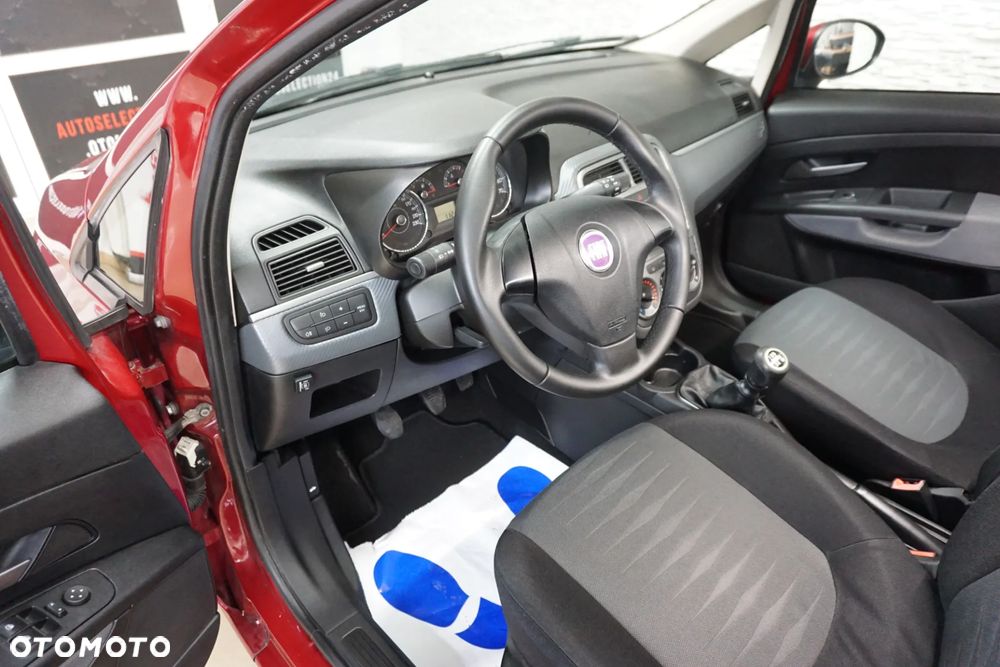 Fiat Grande Punto 1.4 8V - 17