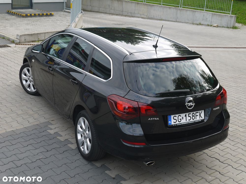 Opel Astra 1.4 Turbo Innovation - 25