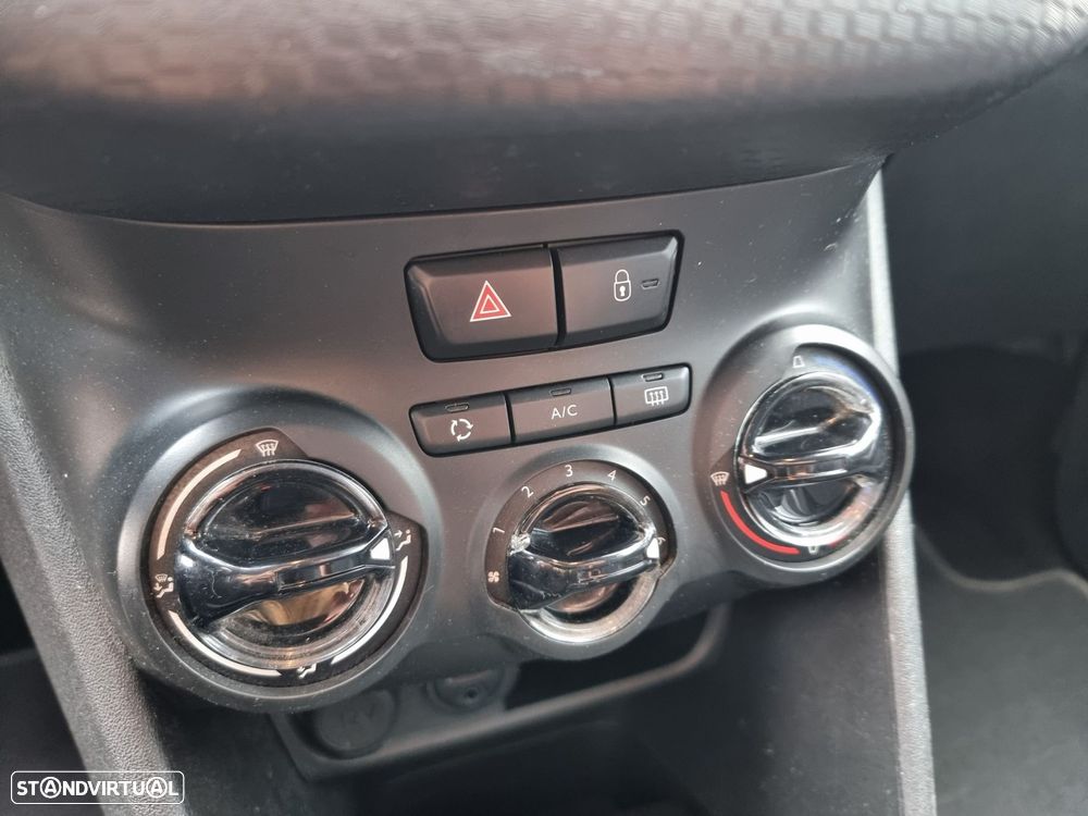 Peugeot 2008 1.6 BlueHDi Style - 10