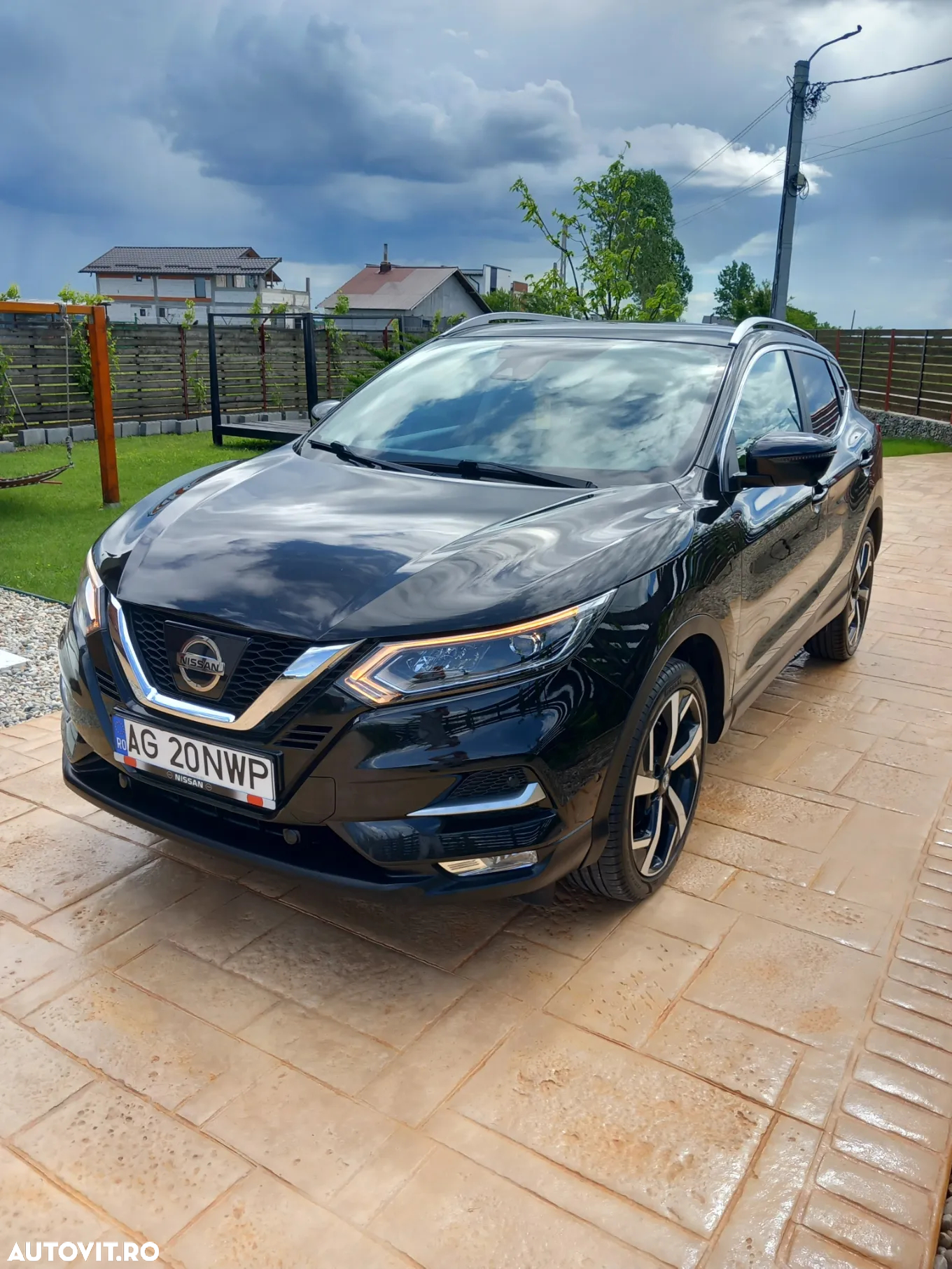Nissan Qashqai 1.2 DIG-T TEKNA+ - 2