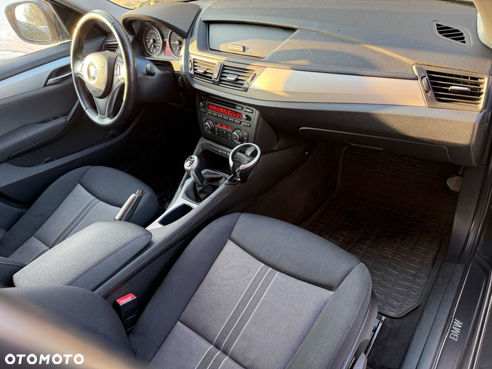 BMW X1 sDrive20d - 8
