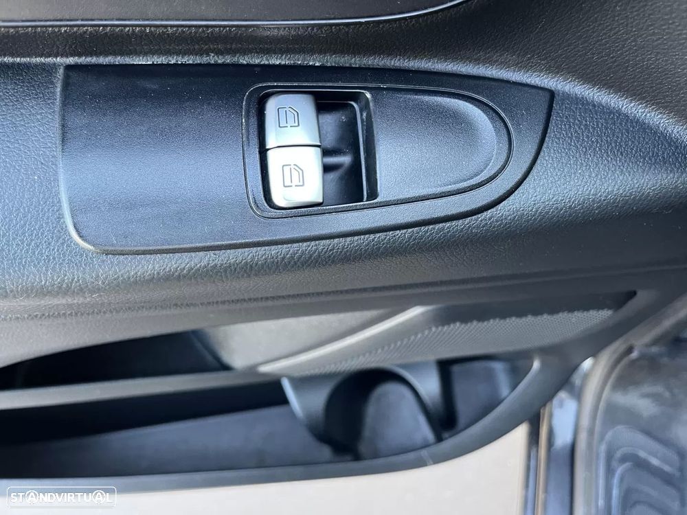 Mercedes-Benz Vito Tourer 114 CDI (BlueTEC) Longa Aut. PRO - 12