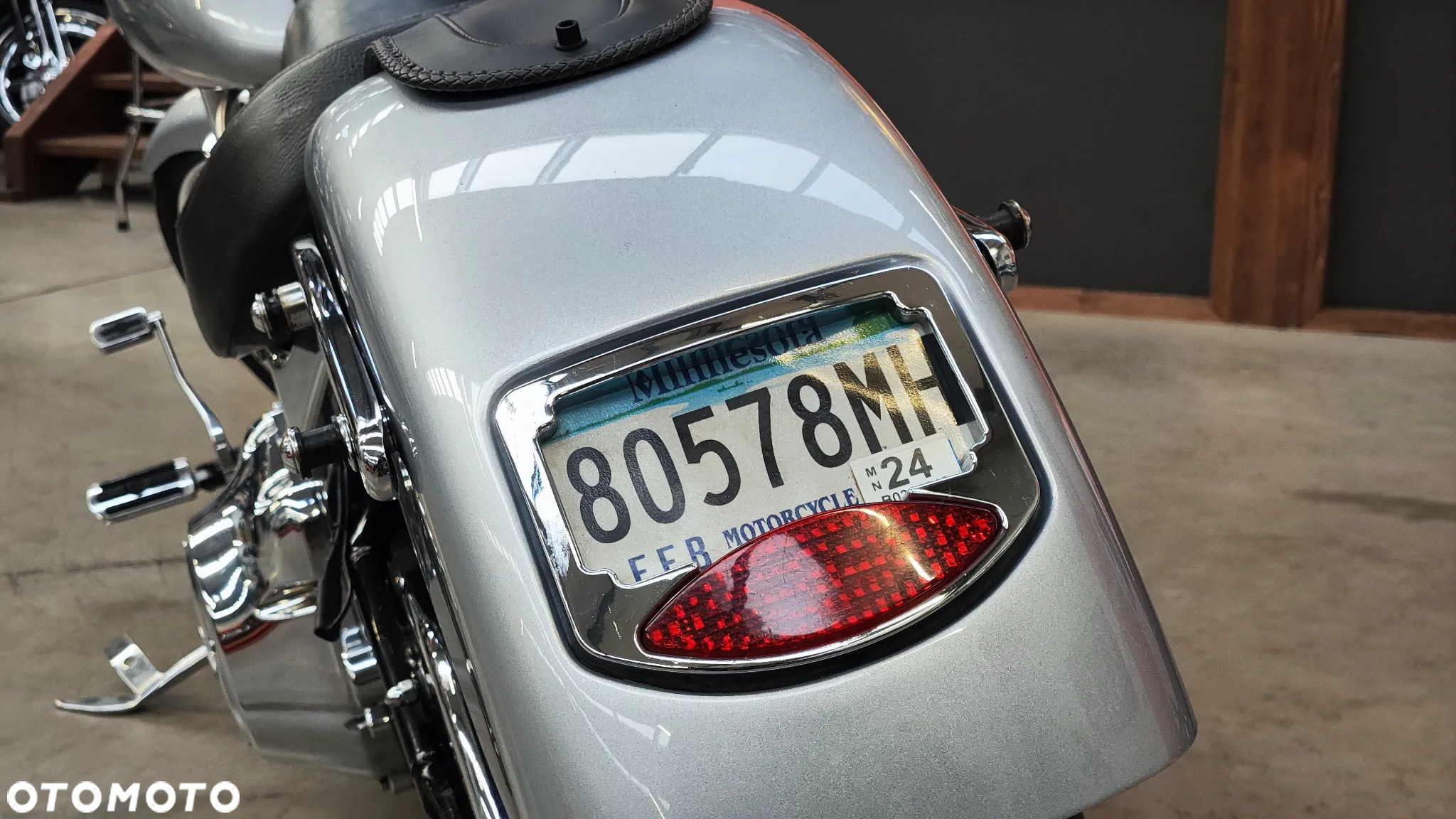 Harley-Davidson Softail Custom - 21