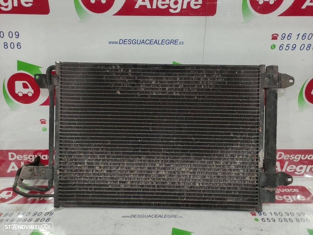 CONDENSADOR / RADIADOR AR CONDICIONADO SEAT LEON 2006 -1K0820191A - 2