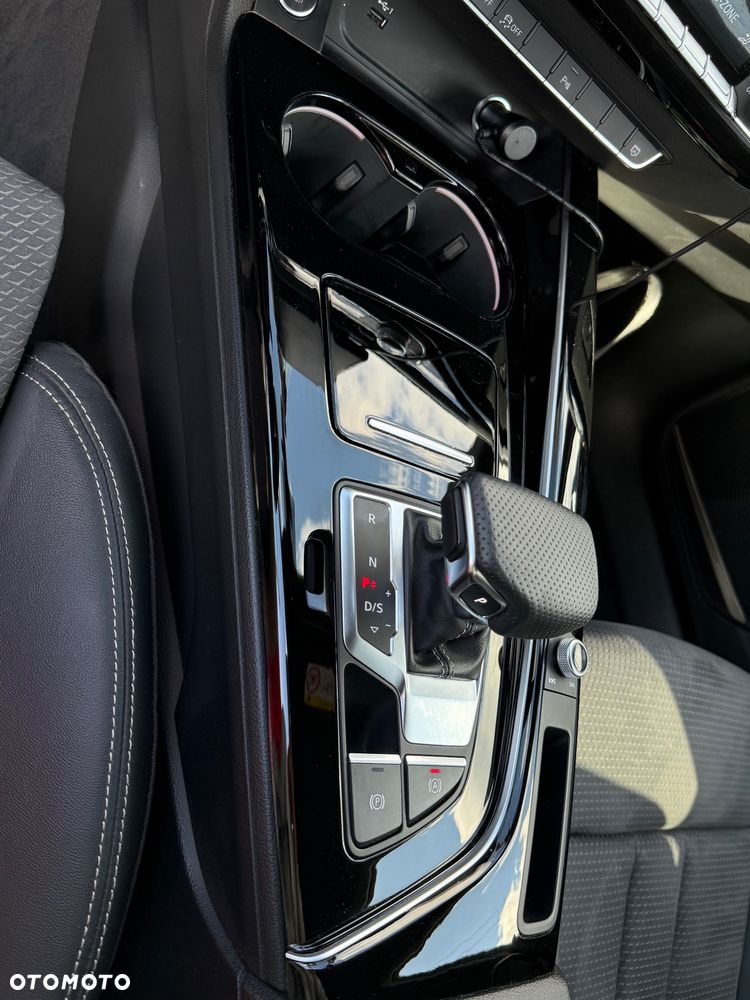 Audi A4 Limousine 35 TFSI mHEV S Line S tronic - 9