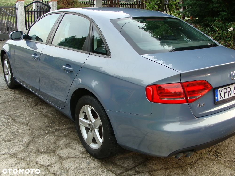 Audi A4 Limousine - 6