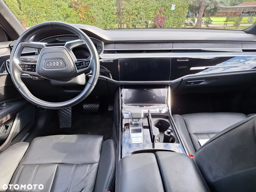 Audi A8 - 14