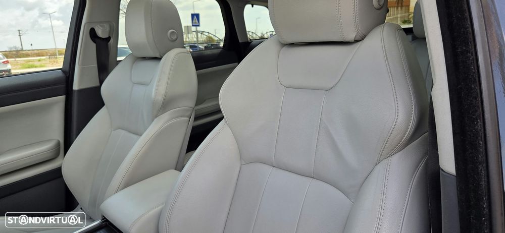 Land Rover Range Rover Evoque 2.0 TD4 SE Dynamic Auto - 22