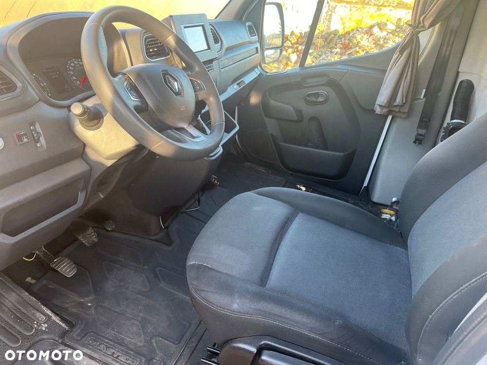 Renault Master - 15