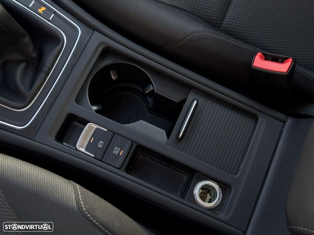 VW Golf 1.0 TSI Stream - 31