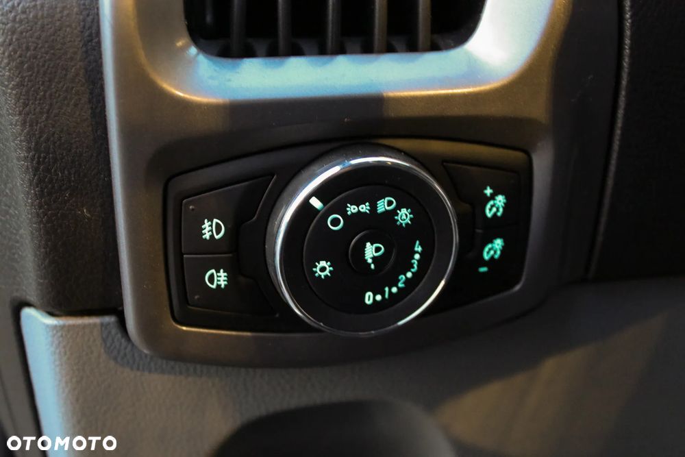 Ford Transit Custom - 27
