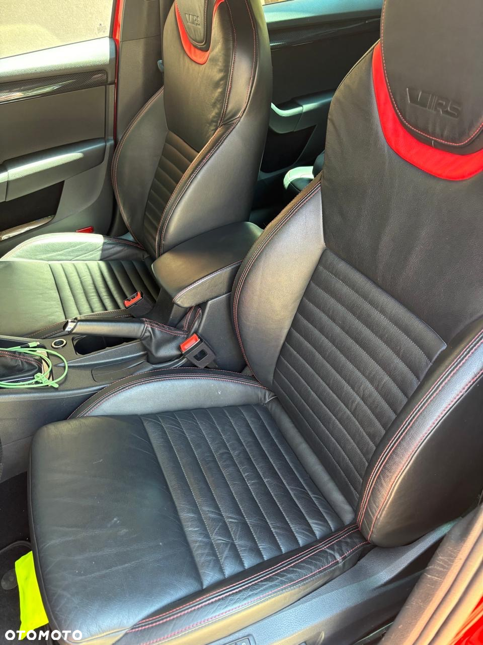 Skoda Octavia 2.0 TDI 4x4 RS DSG - 9