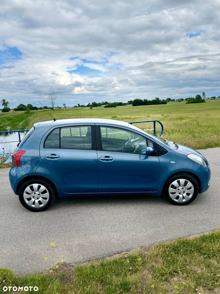 Toyota Yaris 1.3 Sol - 7
