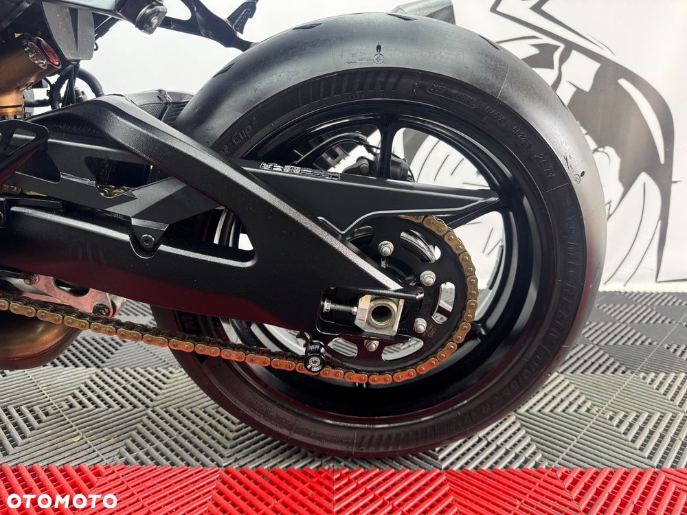 Suzuki GSX-R - 18