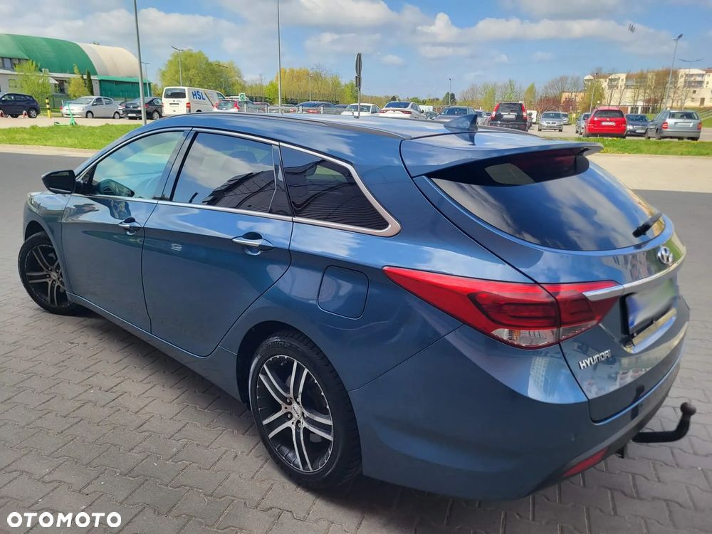 Hyundai i40 Kombi blue 1.7 CRDi Premium - 17