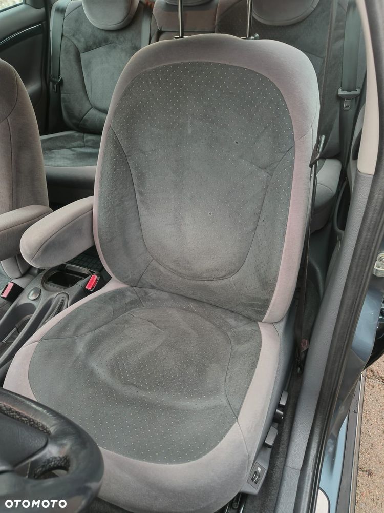 Citroën C5 2.0 HDi Exclusive - 8