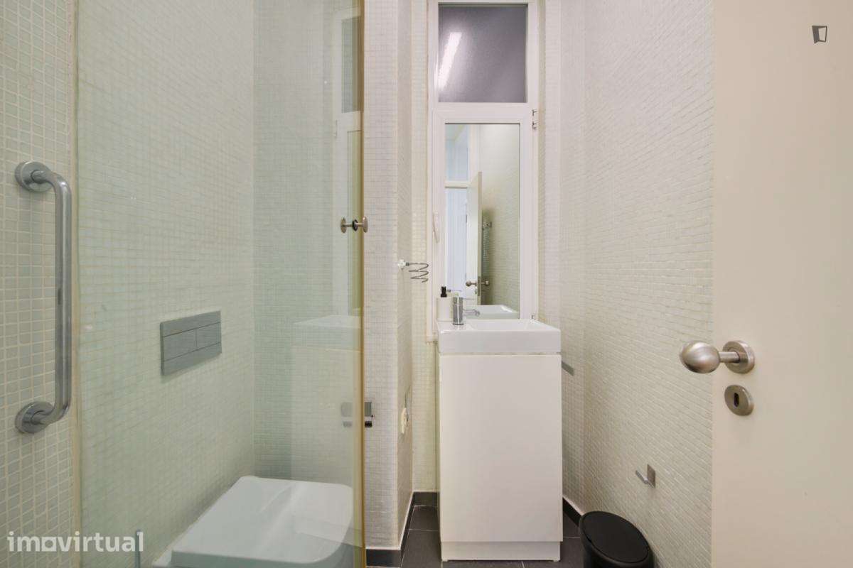 Quarto - localizado em Arroios Lisbon - Grande imagem: 4/19