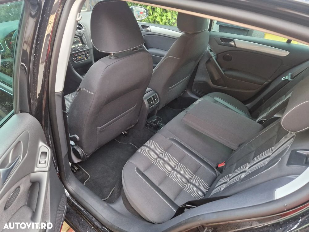 Volkswagen Golf 1.6 TDI DPF BlueMotion Technology MATCH - 9