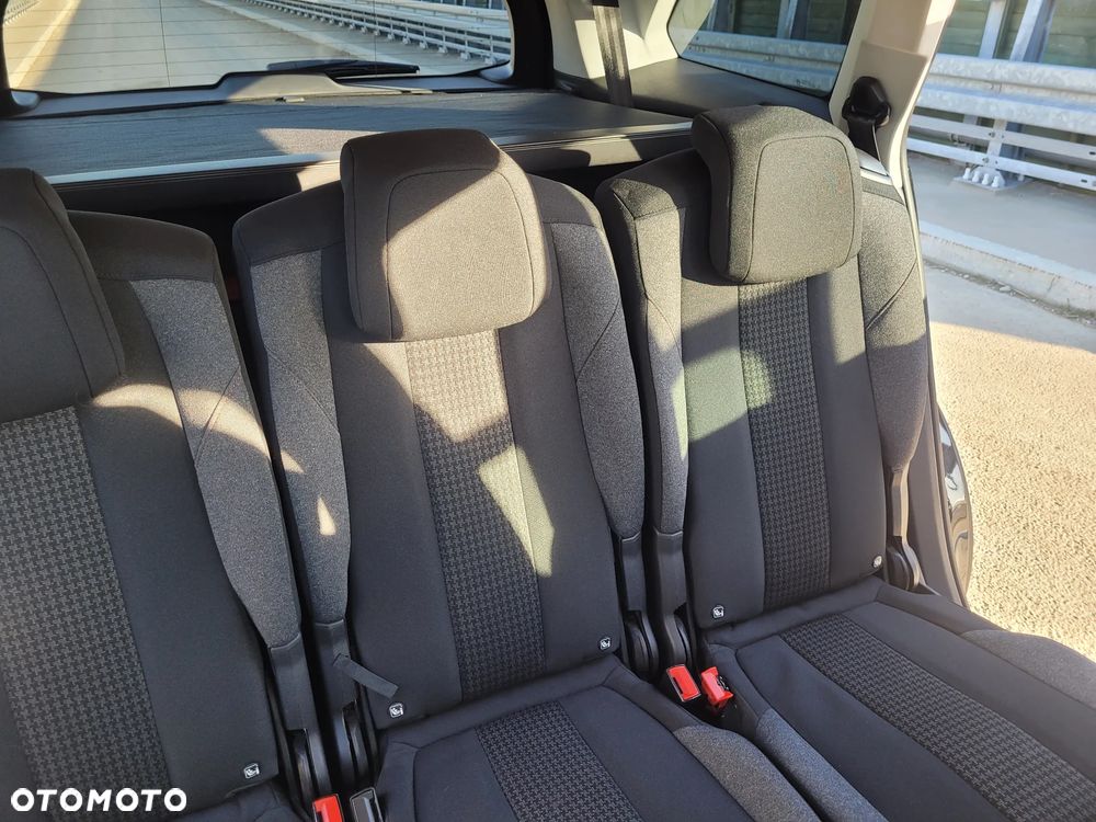 Peugeot 5008 BlueHDI 130 EAT8 Active Business-Paket - 7