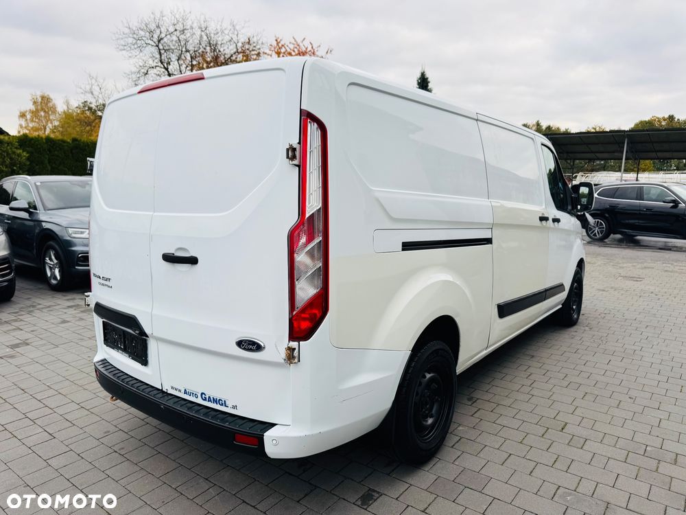 Ford Transit Custom Base - 12