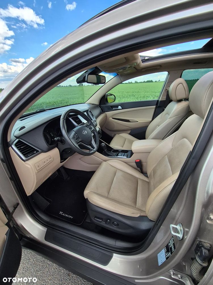 Hyundai Tucson blue 1.7 CRDi 2WD DCT Advantage - 13