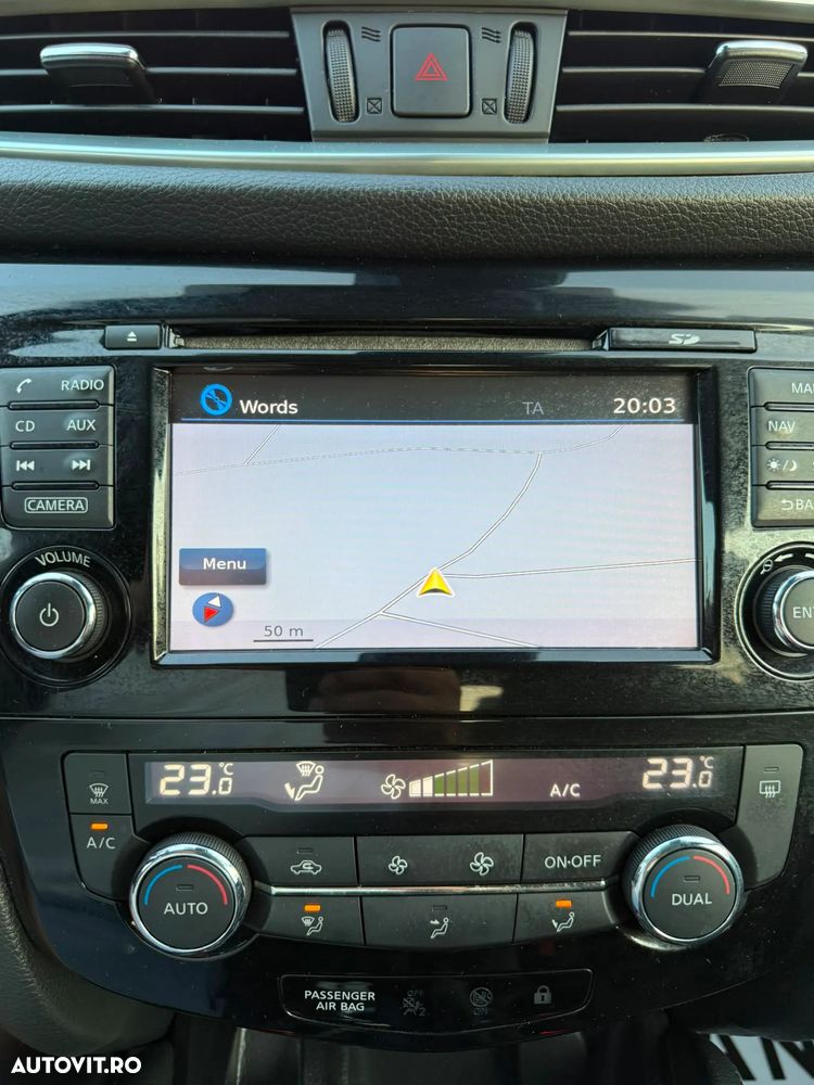 Nissan Qashqai 1.5 DCI Start/Stop N-Connecta - 13