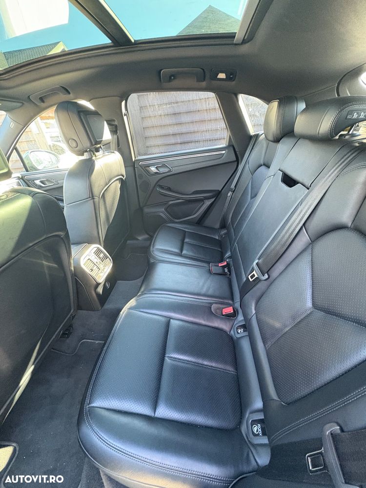Porsche Macan Standard - 10