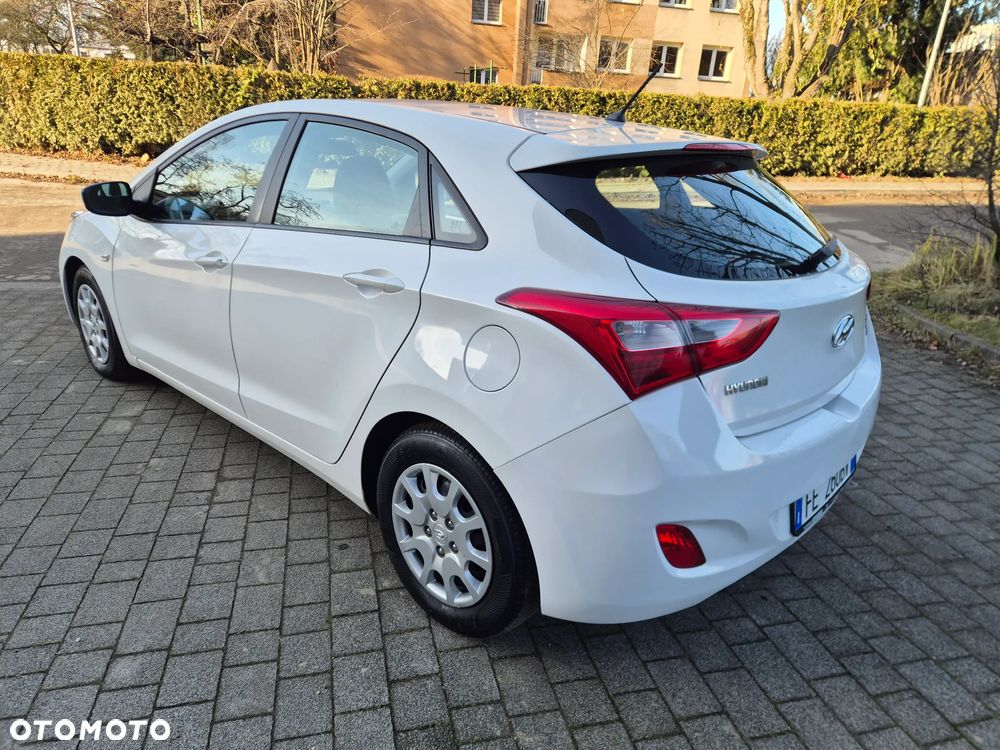 Hyundai i30 1.4 CRDi Trend - 8