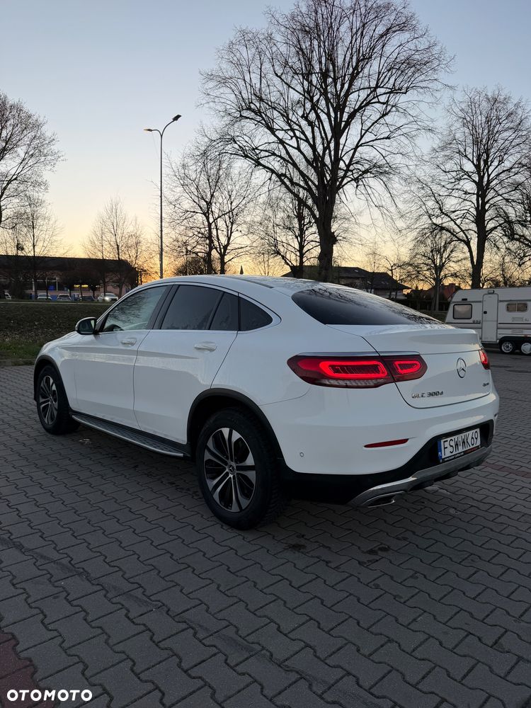 Mercedes-Benz GLC 300 d 4Matic 9G-TRONIC - 3