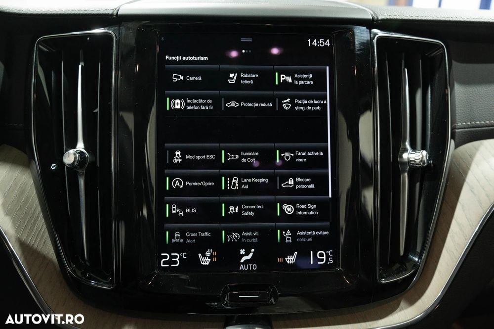 Volvo XC 60 B5 D AWD Geartronic Inscription - 18