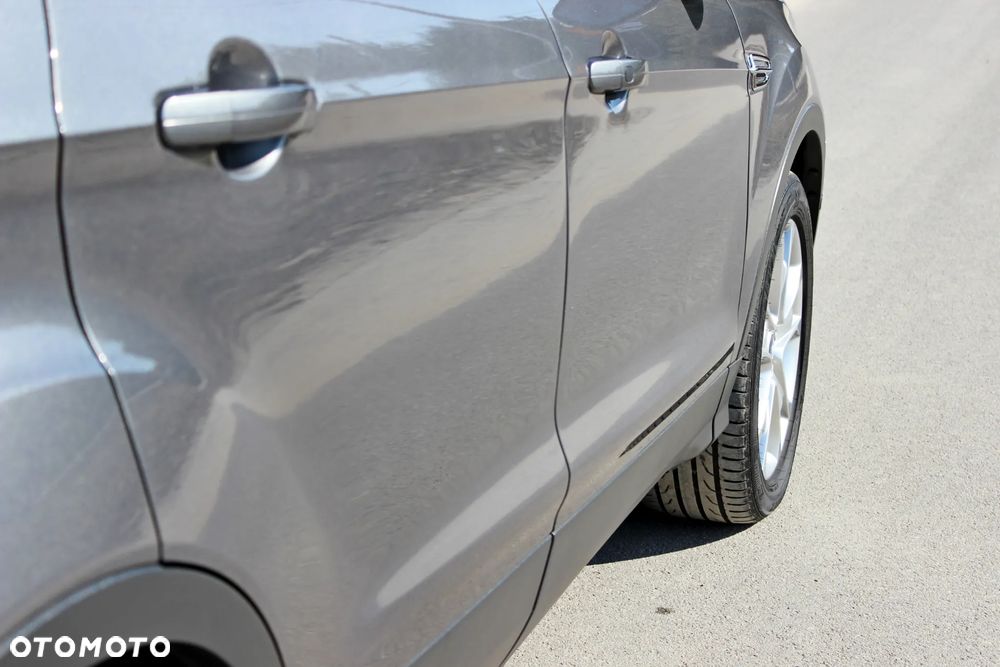 Ford Kuga 2.0 TDCi 4x4 Titanium - 17