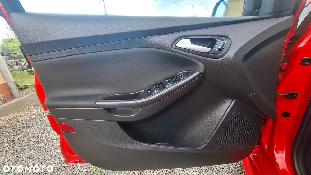 Ford Focus 1.5 EcoBoost STart-Stopp-System ST-LINE - 18