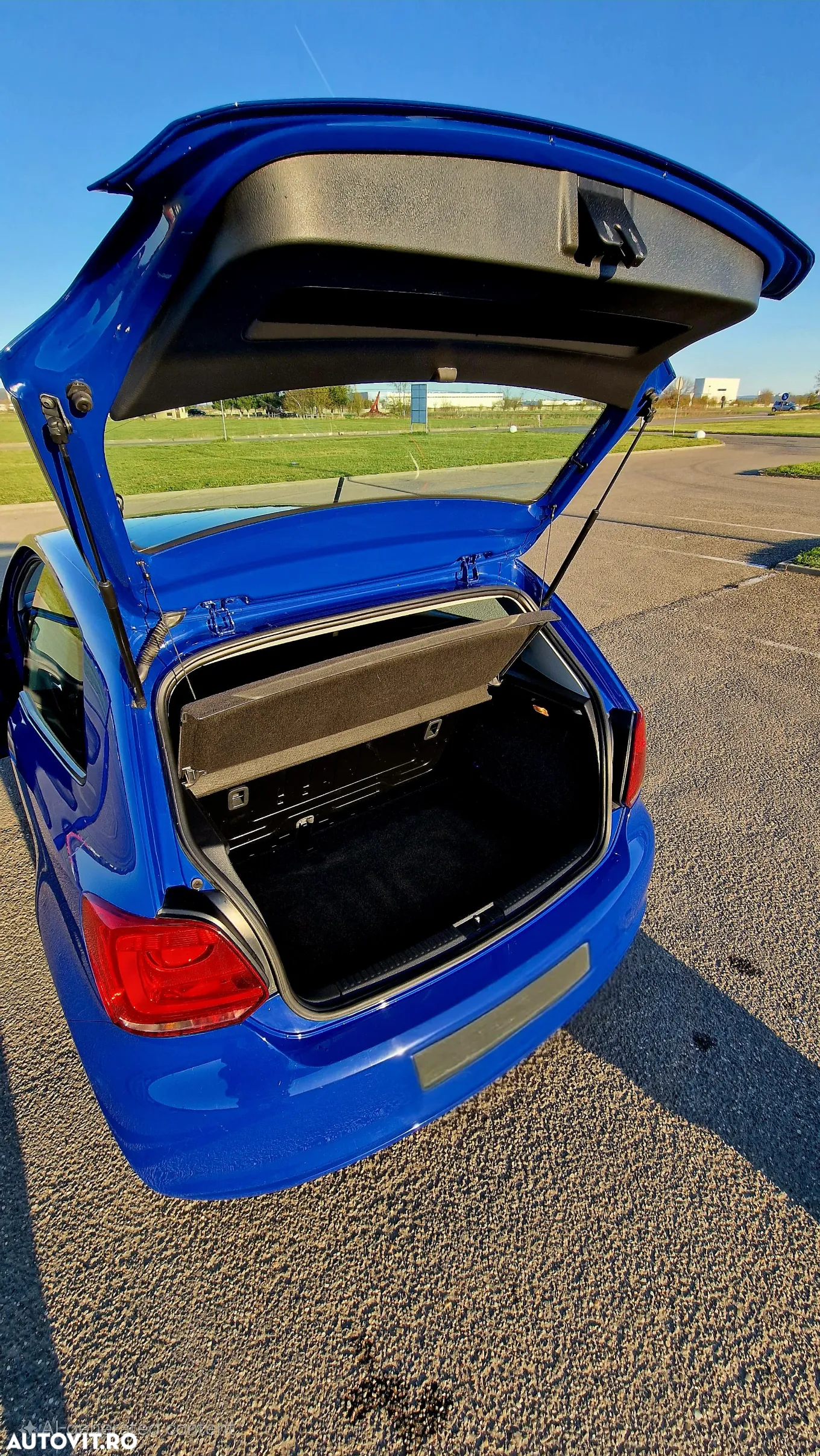 Volkswagen Polo 1.0 (Blue Motion Technology) Comfortline - 5