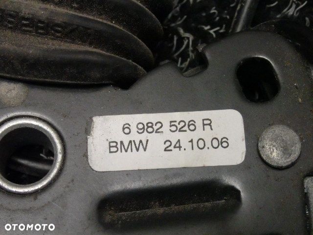 BMW E63 E64 NAPINACZ PASA PRAWY PRZÓD 6982526  RAF-AUTO CZĘŚCI BMW - 2