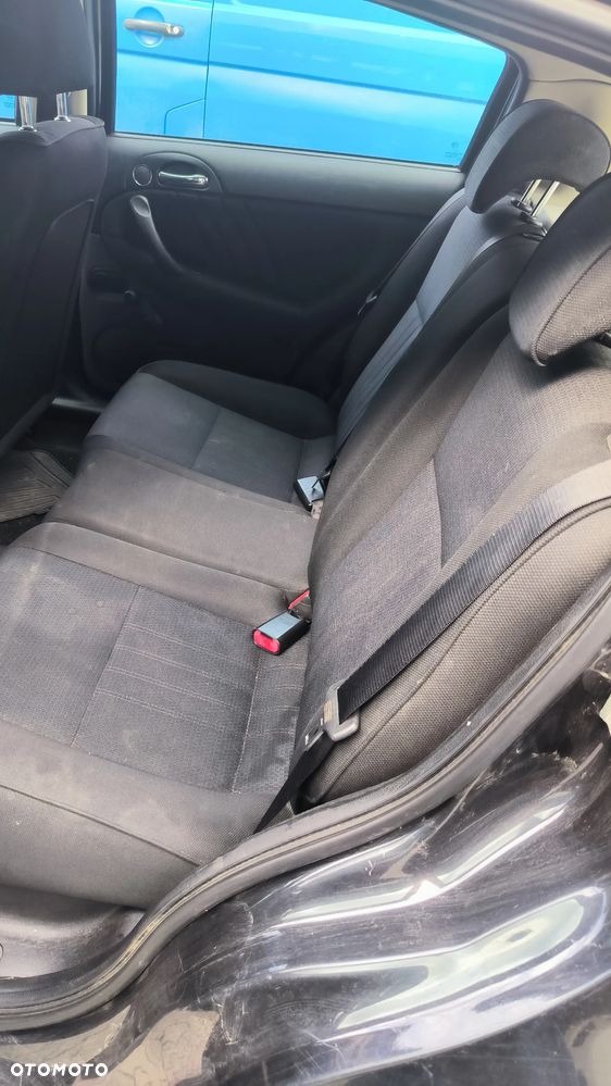 Alfa Romeo 147 - 8